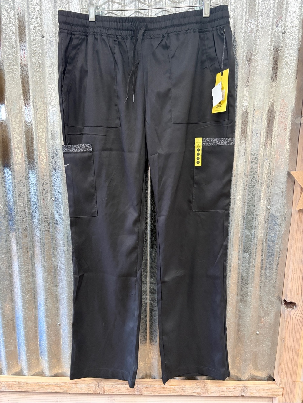 Women’s  Black Drawstring Cargo Scrub Pants